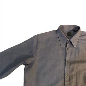 Hugh Boss Mens Dress Shirt; Size XXL, Fits like XL. Great Condition.